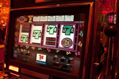 Live roulette table on ohotogel displayed alongside Piala Indonesia bracket update
